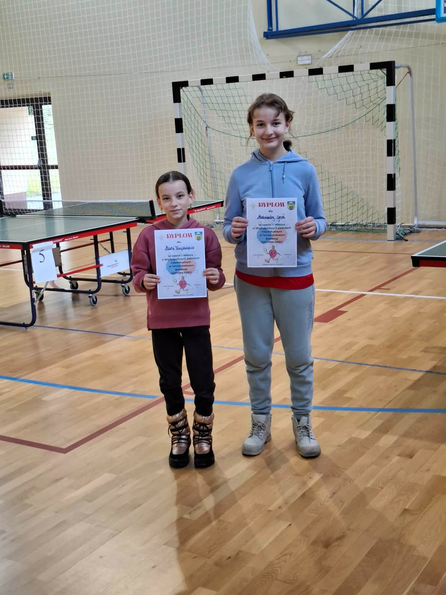 Zawody międzygminne w tenisie stołowym w Długołęce Świerkli